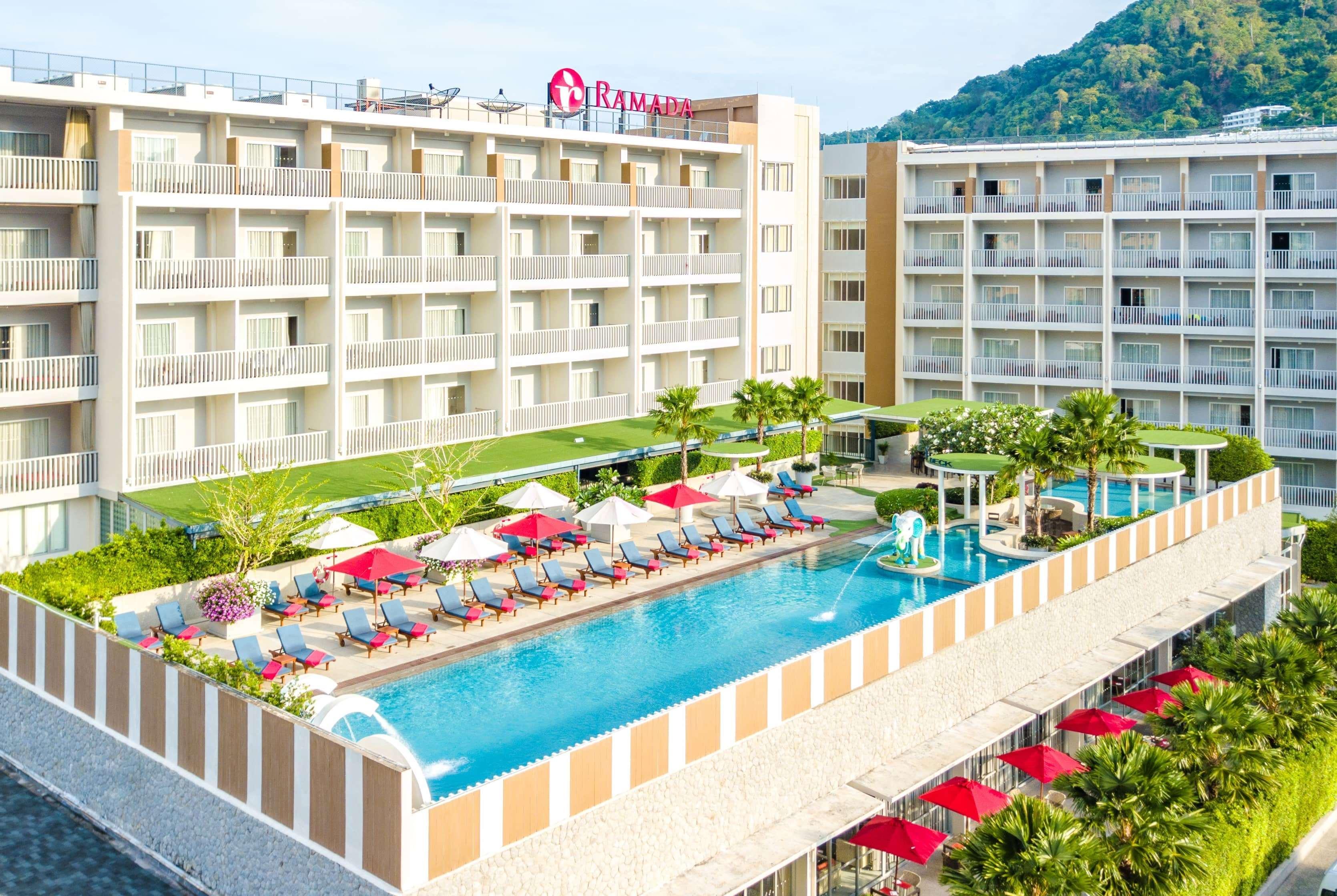 Ramada By Wyndham Phuket Deevana Patong Exterior foto
